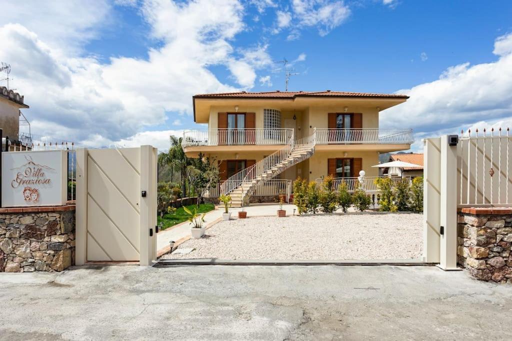 Villa Graziosa ทรัปปิเตลโล ภายนอก รูปภาพ